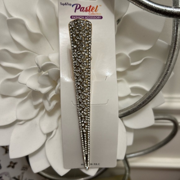 Pastel Collection Silver Rhinestone Hair Clip - Picture 1 of 2
